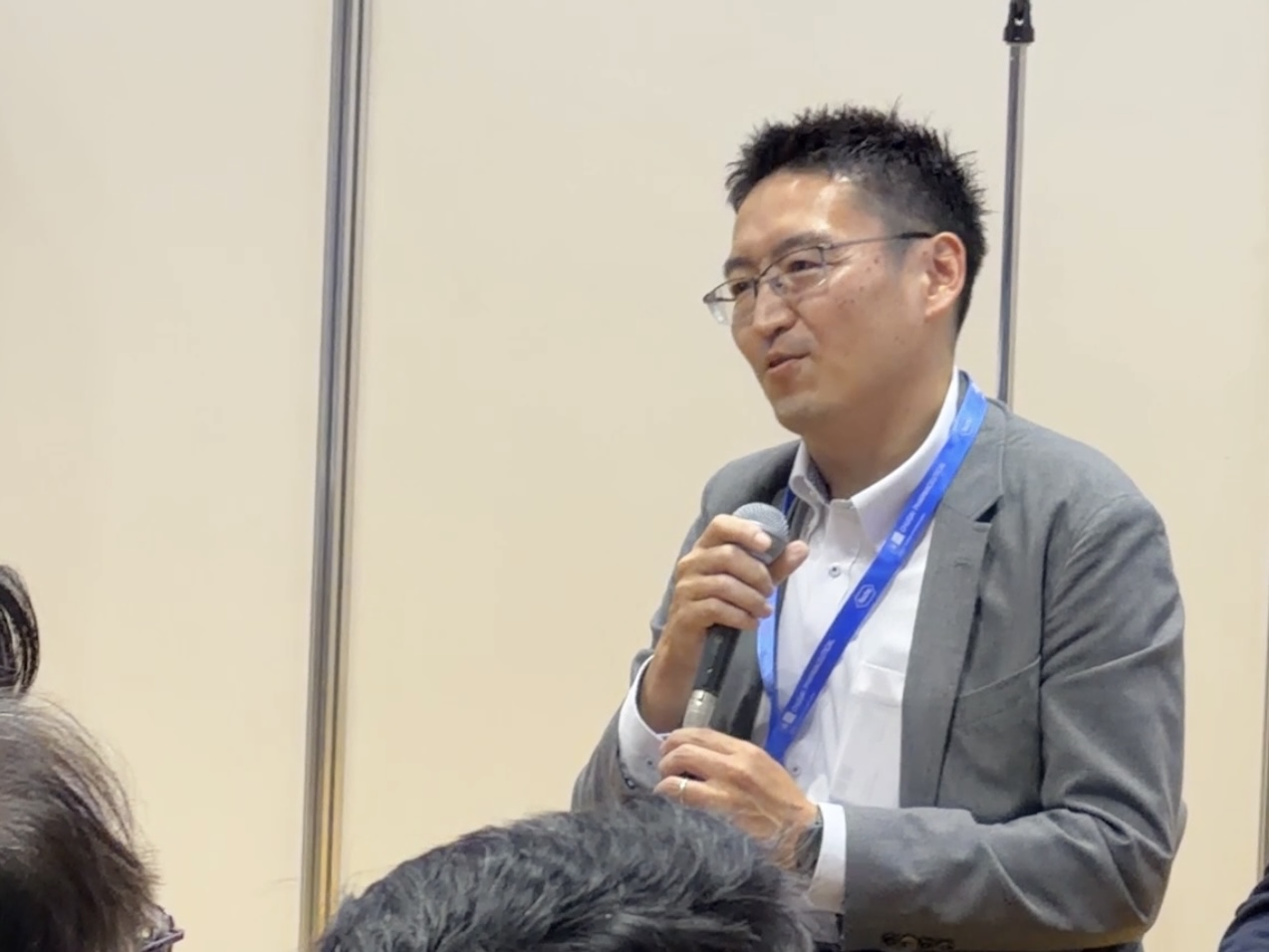 須賀康之 パネルディスカッション登壇